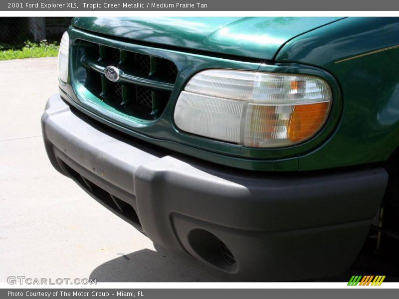 Tropic Green Metallic / Medium Prairie Tan 2001 Ford Explorer XLS