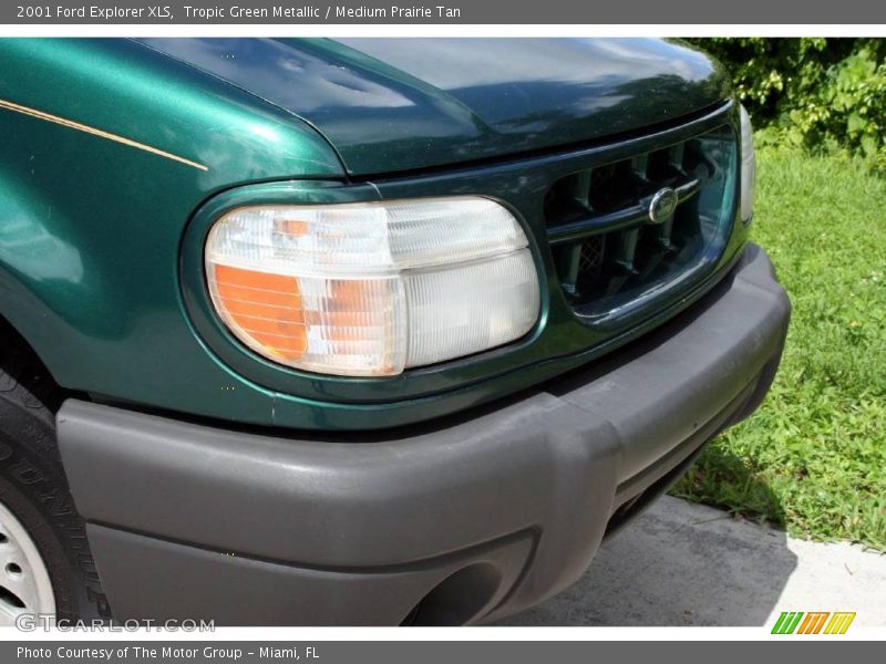 Tropic Green Metallic / Medium Prairie Tan 2001 Ford Explorer XLS