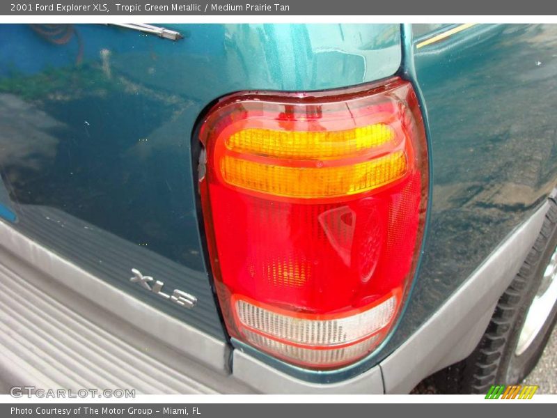 Tropic Green Metallic / Medium Prairie Tan 2001 Ford Explorer XLS