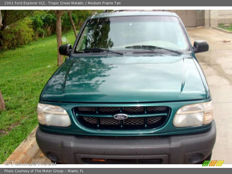 Tropic Green Metallic / Medium Prairie Tan 2001 Ford Explorer XLS