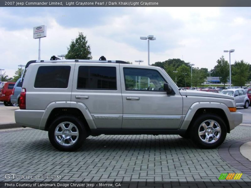 Light Graystone Pearl / Dark Khaki/Light Graystone 2007 Jeep Commander Limited