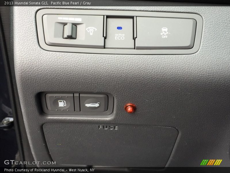 Pacific Blue Pearl / Gray 2013 Hyundai Sonata GLS