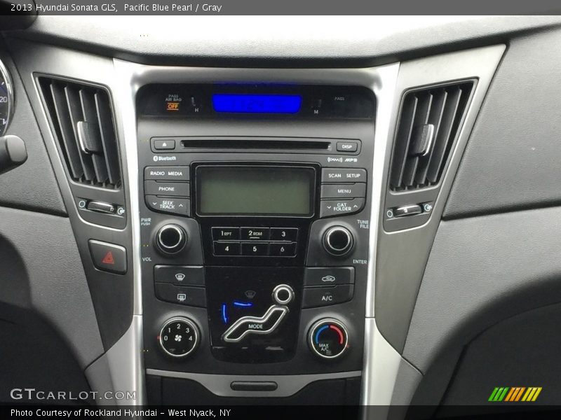 Pacific Blue Pearl / Gray 2013 Hyundai Sonata GLS