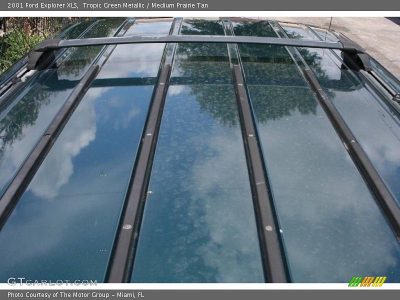Tropic Green Metallic / Medium Prairie Tan 2001 Ford Explorer XLS