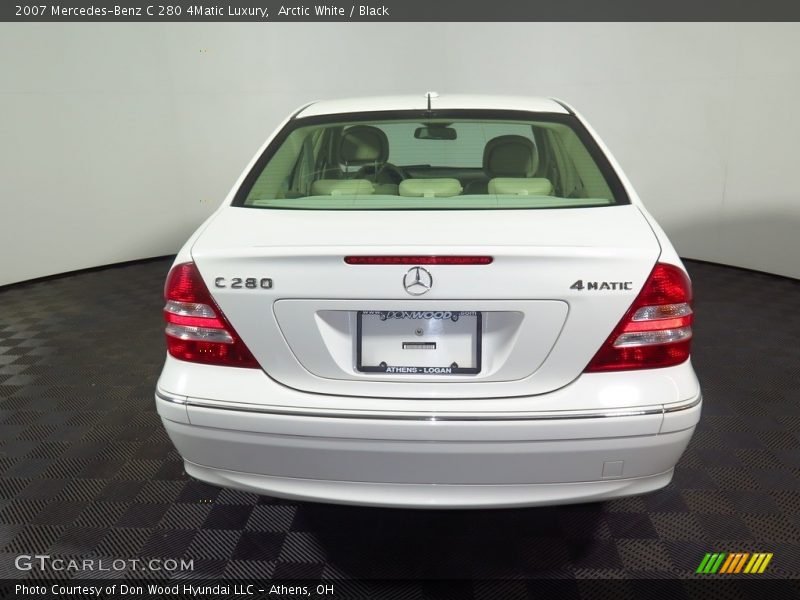Arctic White / Black 2007 Mercedes-Benz C 280 4Matic Luxury