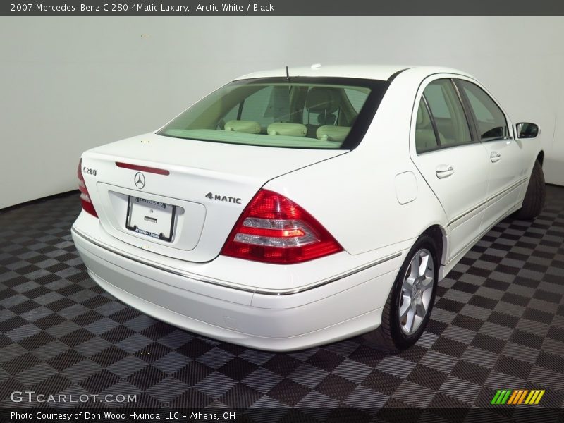 Arctic White / Black 2007 Mercedes-Benz C 280 4Matic Luxury