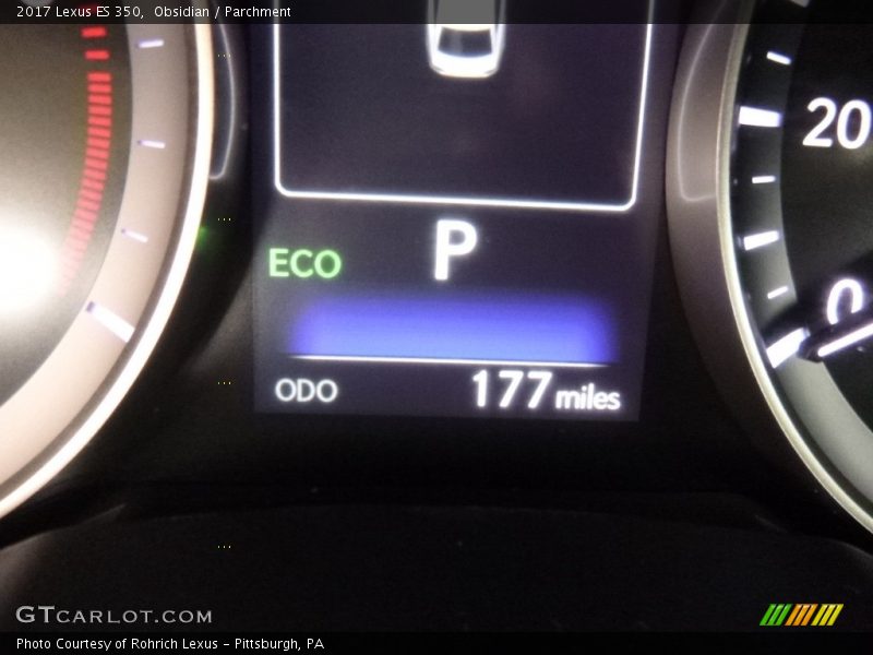 Obsidian / Parchment 2017 Lexus ES 350