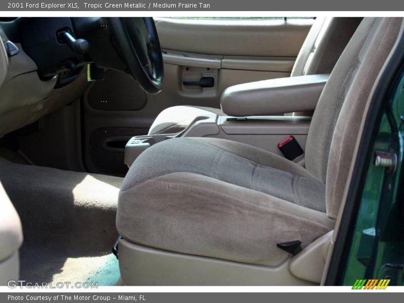 Tropic Green Metallic / Medium Prairie Tan 2001 Ford Explorer XLS