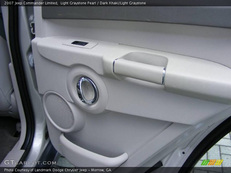 Light Graystone Pearl / Dark Khaki/Light Graystone 2007 Jeep Commander Limited