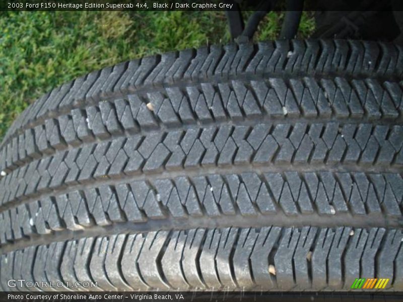 Black / Dark Graphite Grey 2003 Ford F150 Heritage Edition Supercab 4x4