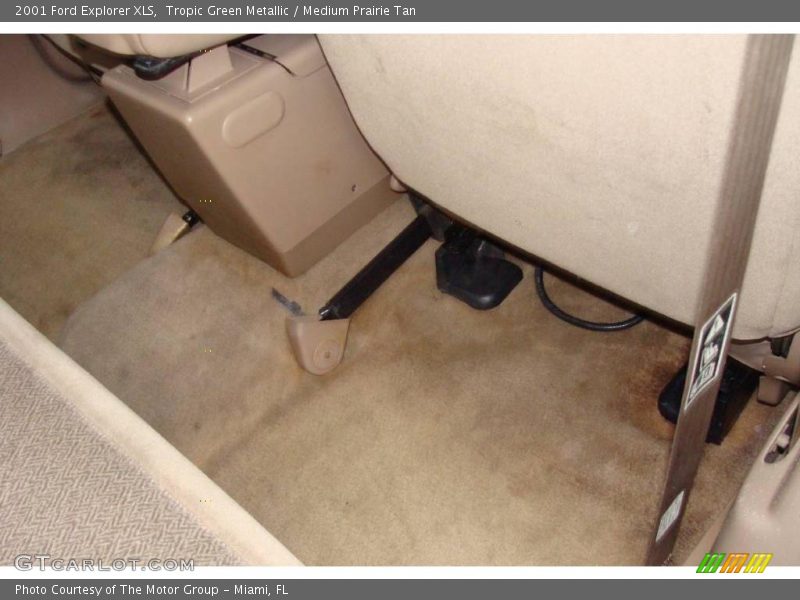 Tropic Green Metallic / Medium Prairie Tan 2001 Ford Explorer XLS
