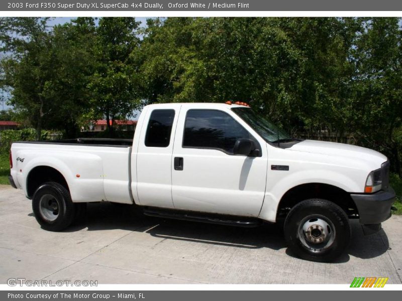 Oxford White / Medium Flint 2003 Ford F350 Super Duty XL SuperCab 4x4 Dually
