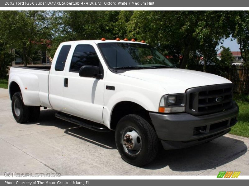 Oxford White / Medium Flint 2003 Ford F350 Super Duty XL SuperCab 4x4 Dually