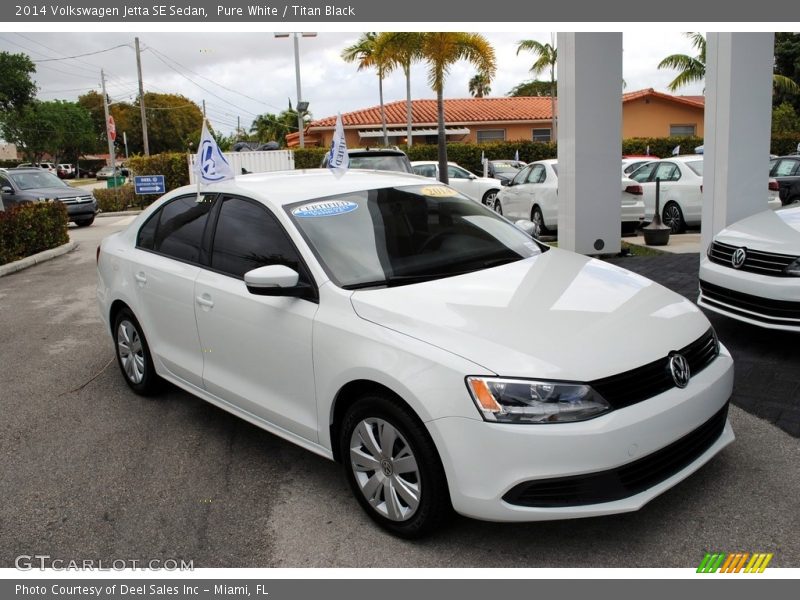Pure White / Titan Black 2014 Volkswagen Jetta SE Sedan