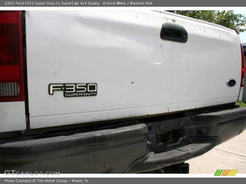 Oxford White / Medium Flint 2003 Ford F350 Super Duty XL SuperCab 4x4 Dually