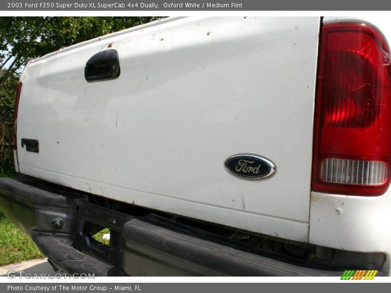 Oxford White / Medium Flint 2003 Ford F350 Super Duty XL SuperCab 4x4 Dually