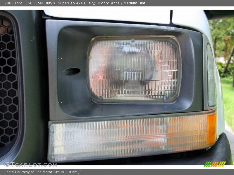 Oxford White / Medium Flint 2003 Ford F350 Super Duty XL SuperCab 4x4 Dually