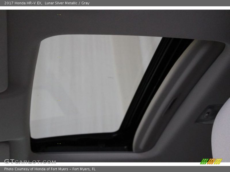 Lunar Silver Metallic / Gray 2017 Honda HR-V EX