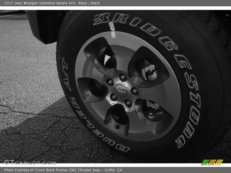 Black / Black 2017 Jeep Wrangler Unlimited Sahara 4x4