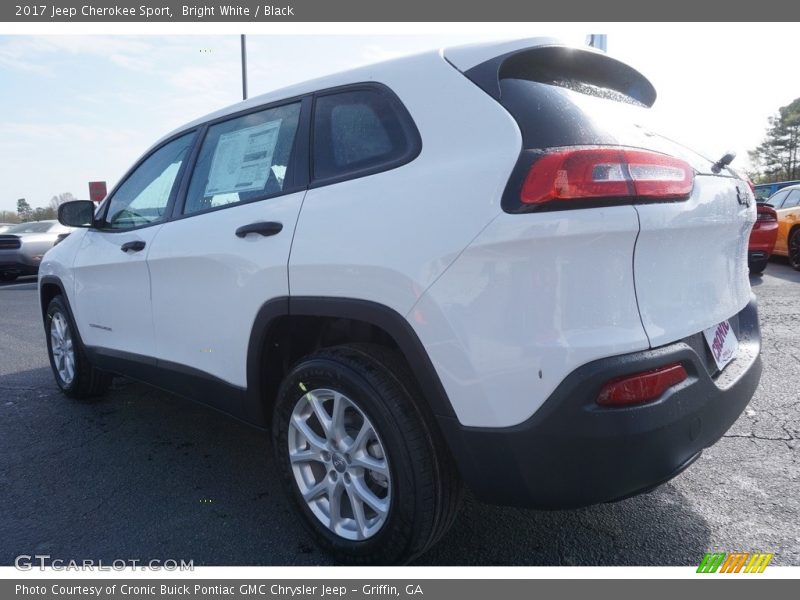Bright White / Black 2017 Jeep Cherokee Sport