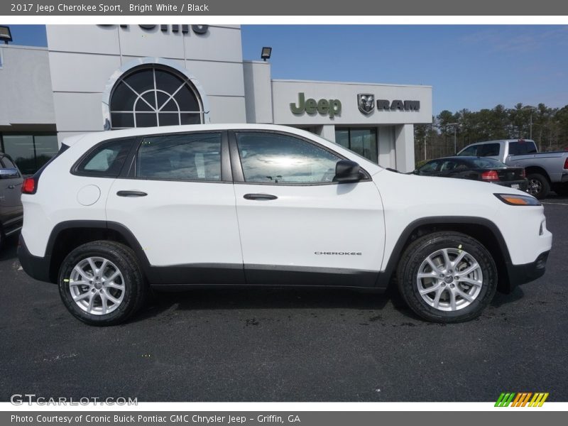 Bright White / Black 2017 Jeep Cherokee Sport