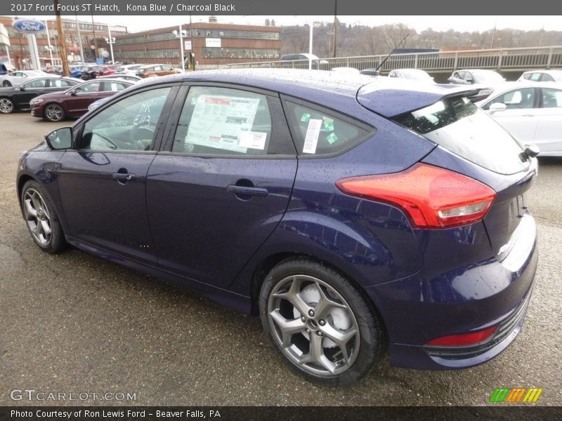 Kona Blue / Charcoal Black 2017 Ford Focus ST Hatch