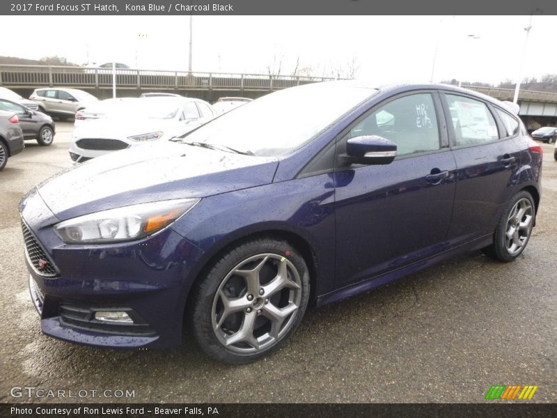 Kona Blue / Charcoal Black 2017 Ford Focus ST Hatch