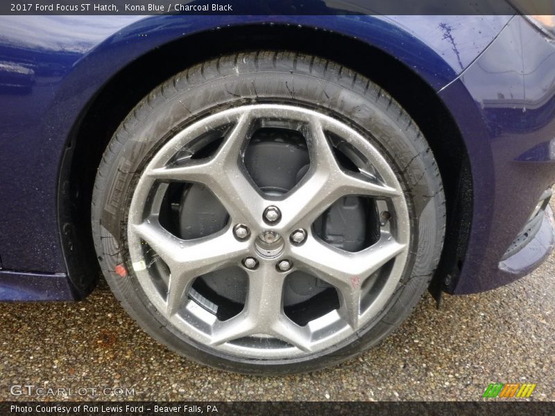 Kona Blue / Charcoal Black 2017 Ford Focus ST Hatch