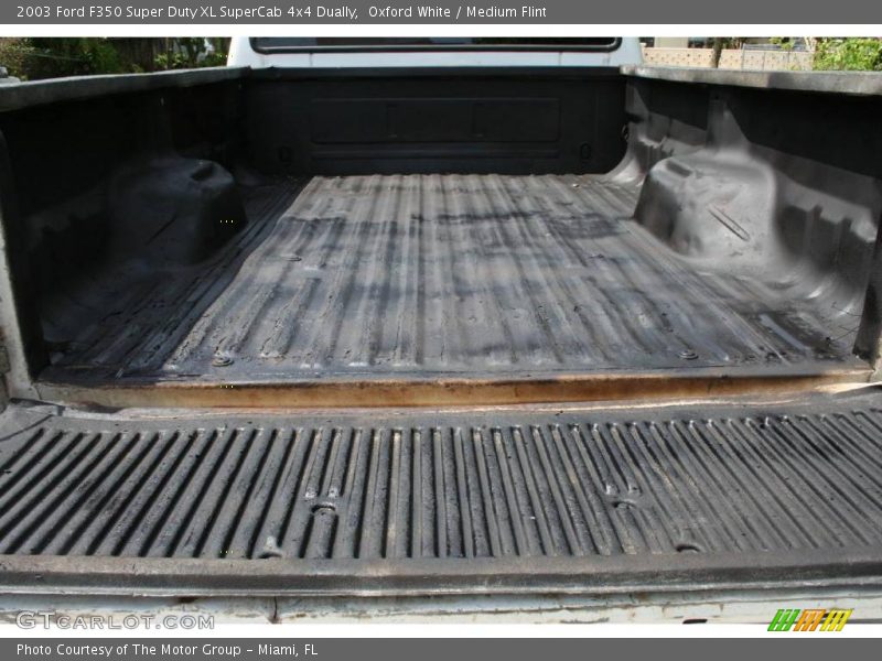 Oxford White / Medium Flint 2003 Ford F350 Super Duty XL SuperCab 4x4 Dually