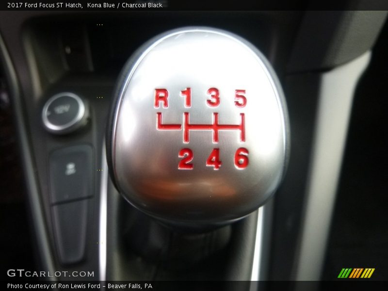 Kona Blue / Charcoal Black 2017 Ford Focus ST Hatch