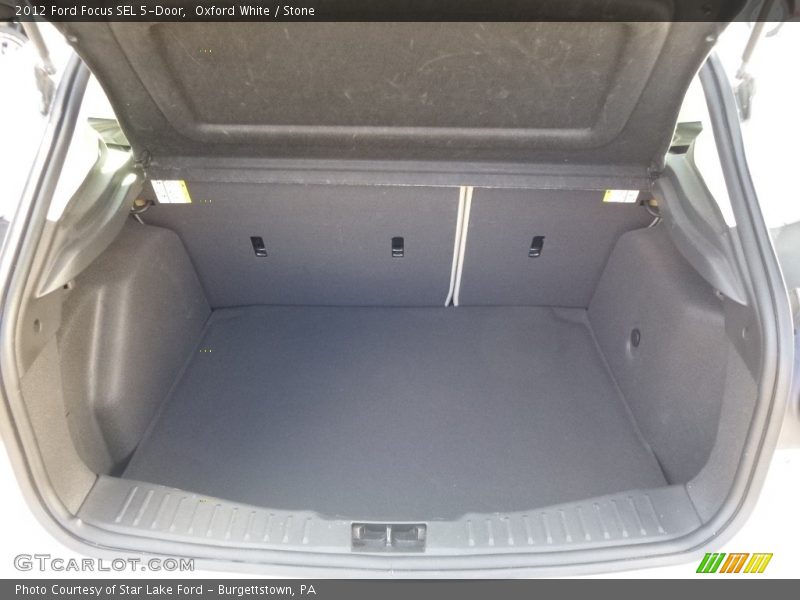 Oxford White / Stone 2012 Ford Focus SEL 5-Door