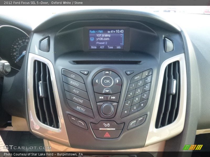 Oxford White / Stone 2012 Ford Focus SEL 5-Door