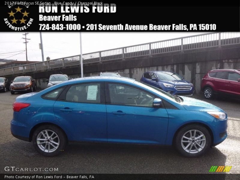 Blue Candy / Charcoal Black 2017 Ford Focus SE Sedan