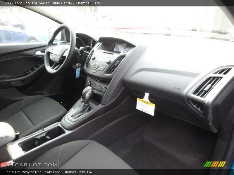 Blue Candy / Charcoal Black 2017 Ford Focus SE Sedan