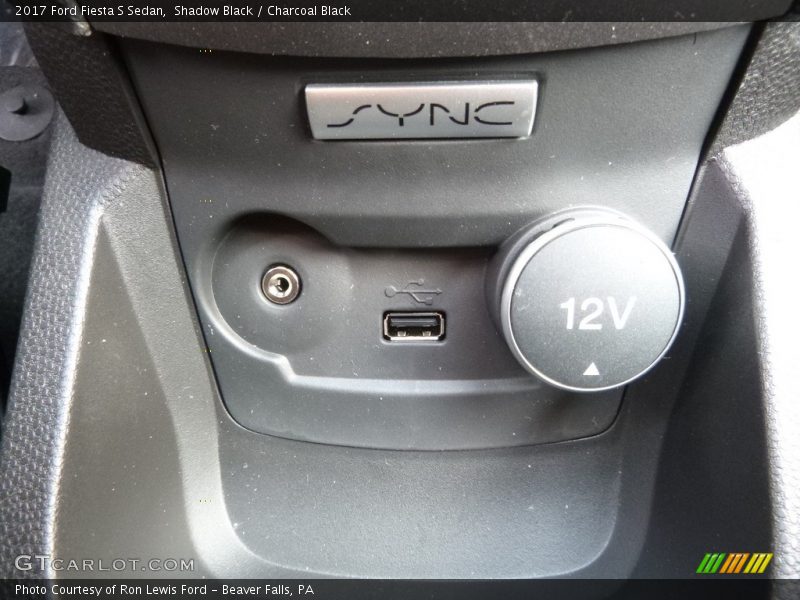 Shadow Black / Charcoal Black 2017 Ford Fiesta S Sedan