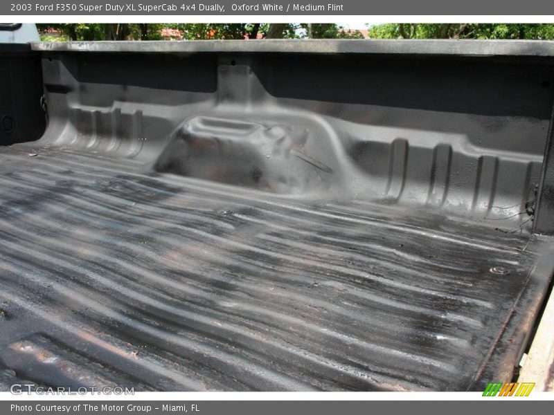 Oxford White / Medium Flint 2003 Ford F350 Super Duty XL SuperCab 4x4 Dually