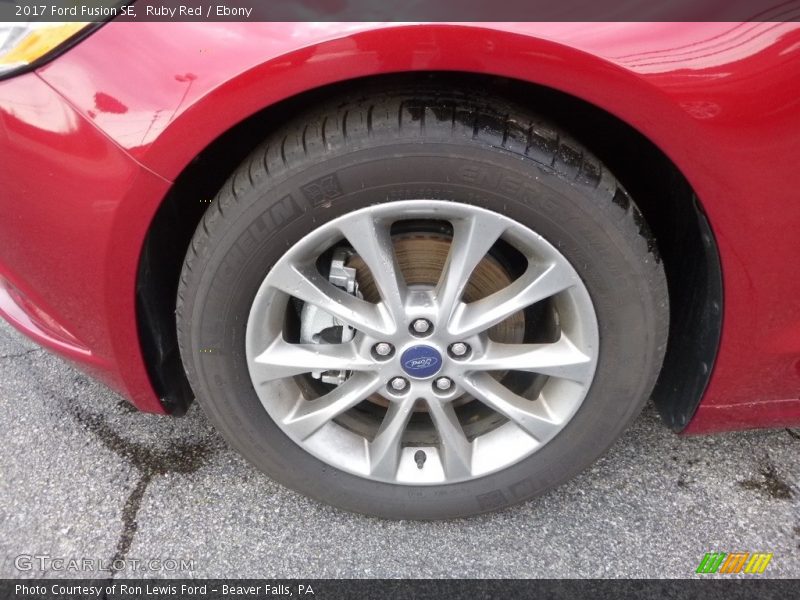Ruby Red / Ebony 2017 Ford Fusion SE