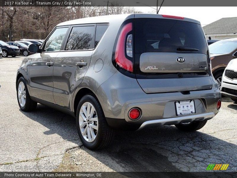 Titanium Gray / Gray Two-Tone 2017 Kia Soul +