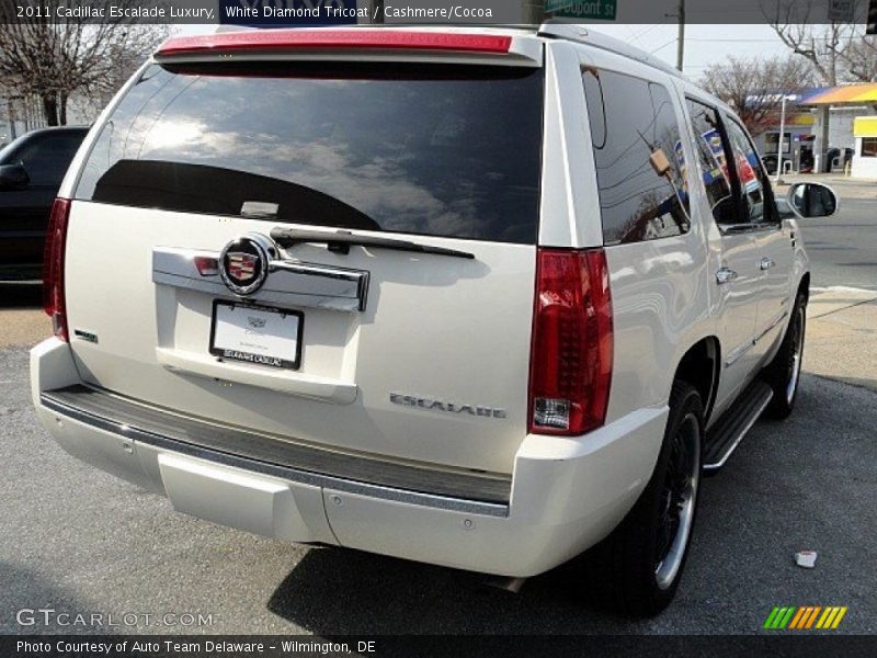 White Diamond Tricoat / Cashmere/Cocoa 2011 Cadillac Escalade Luxury