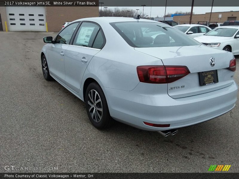 White Silver / Titan Black 2017 Volkswagen Jetta SE
