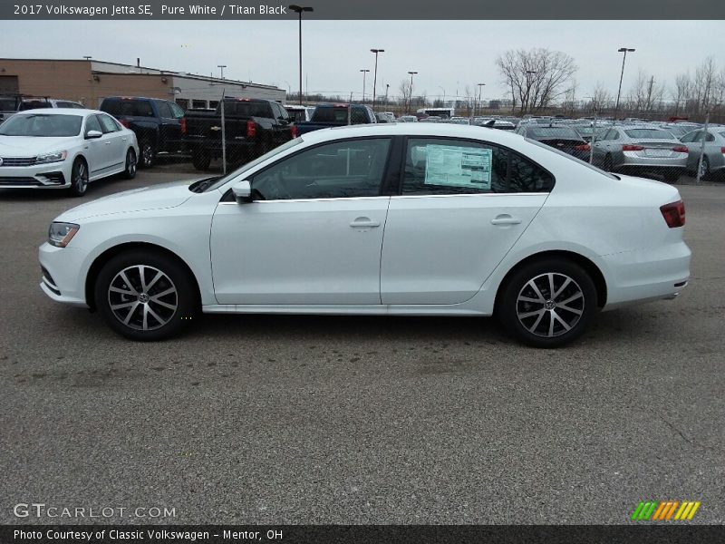 Pure White / Titan Black 2017 Volkswagen Jetta SE