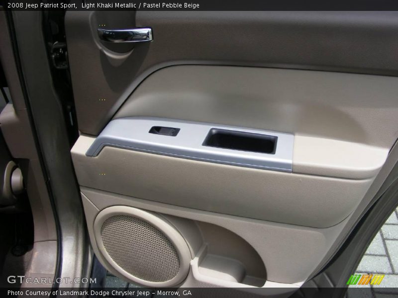 Light Khaki Metallic / Pastel Pebble Beige 2008 Jeep Patriot Sport