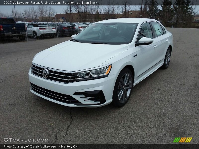 Front 3/4 View of 2017 Passat R-Line Sedan