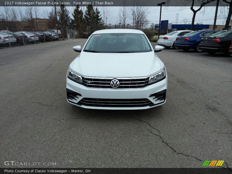 Pure White / Titan Black 2017 Volkswagen Passat R-Line Sedan