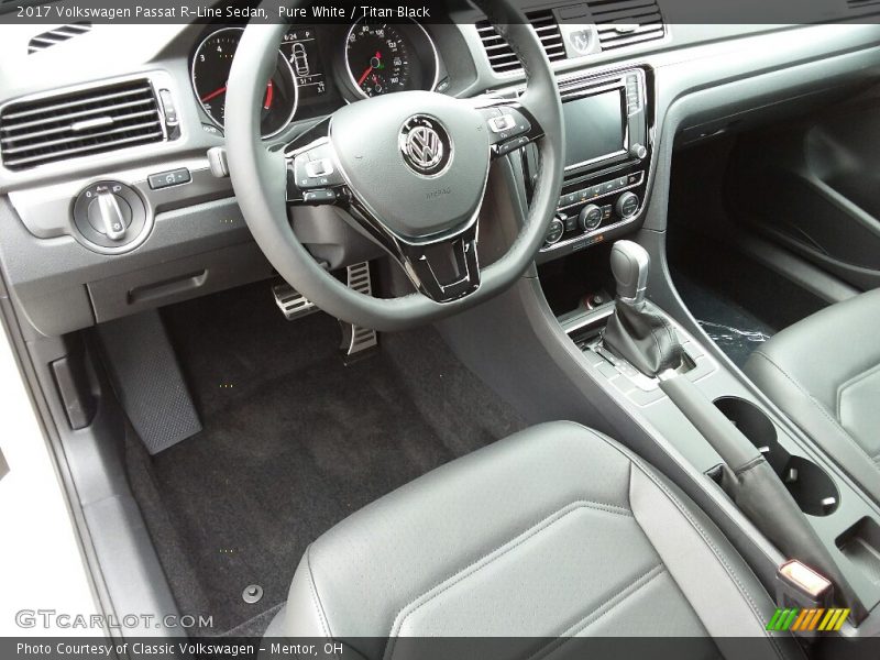 Pure White / Titan Black 2017 Volkswagen Passat R-Line Sedan