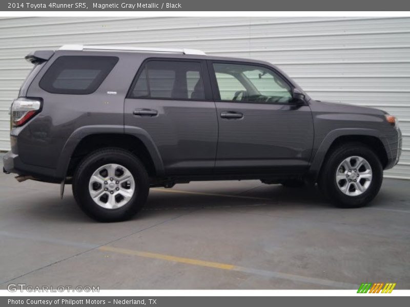 Magnetic Gray Metallic / Black 2014 Toyota 4Runner SR5