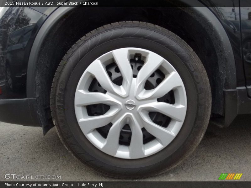 Super Black / Charcoal 2015 Nissan Rogue S AWD