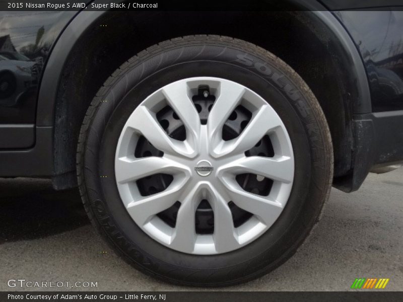 Super Black / Charcoal 2015 Nissan Rogue S AWD