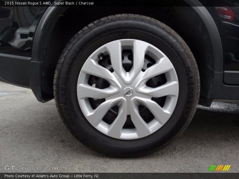 Super Black / Charcoal 2015 Nissan Rogue S AWD