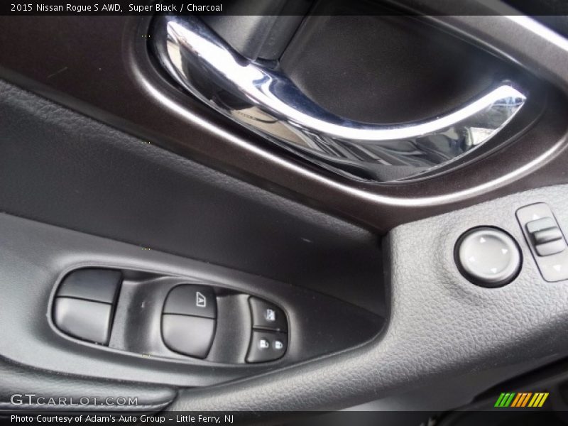 Super Black / Charcoal 2015 Nissan Rogue S AWD